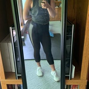 Under Armour Crop Leggings